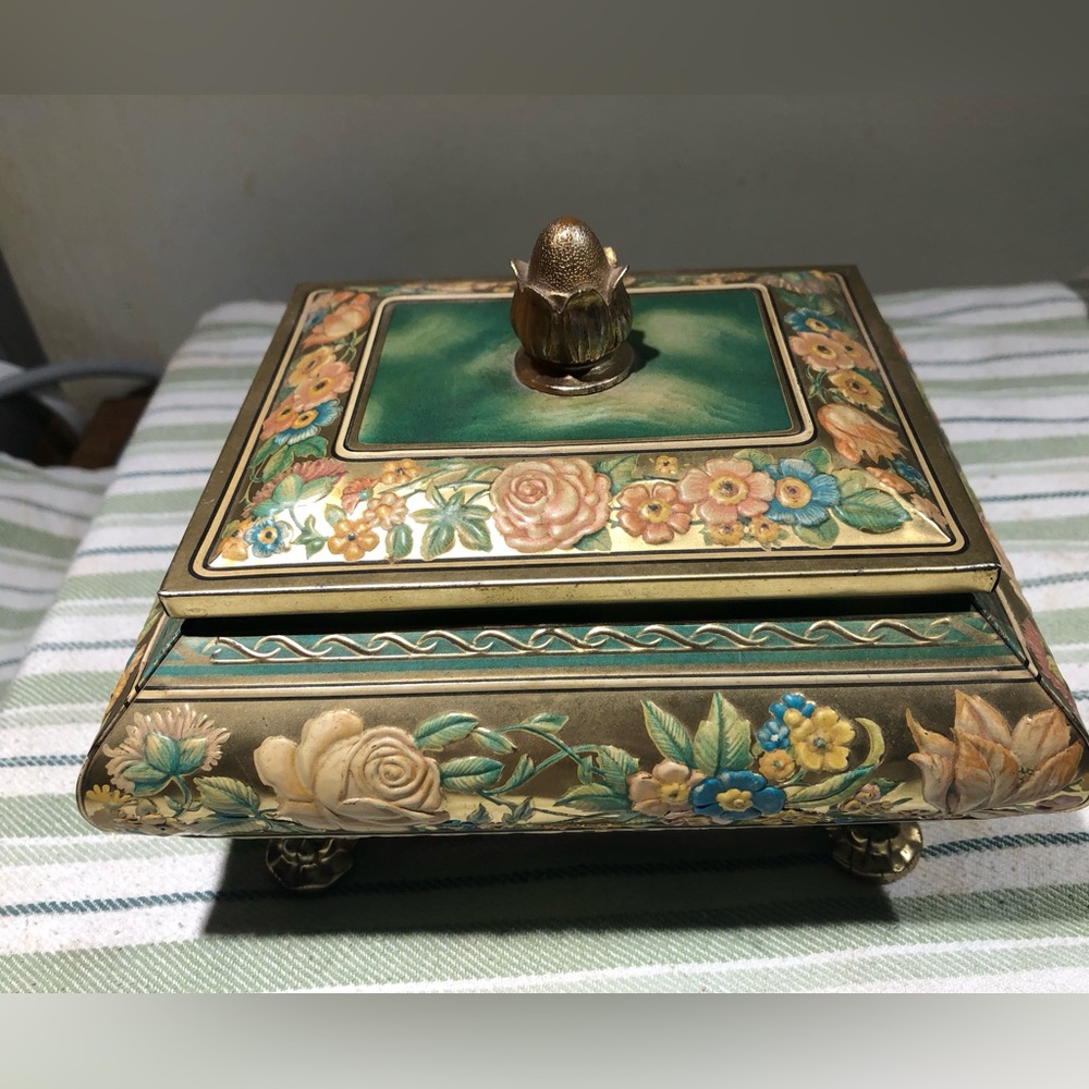 Vintage floral  Decorative tin Box with Gold Accents. Made in England.